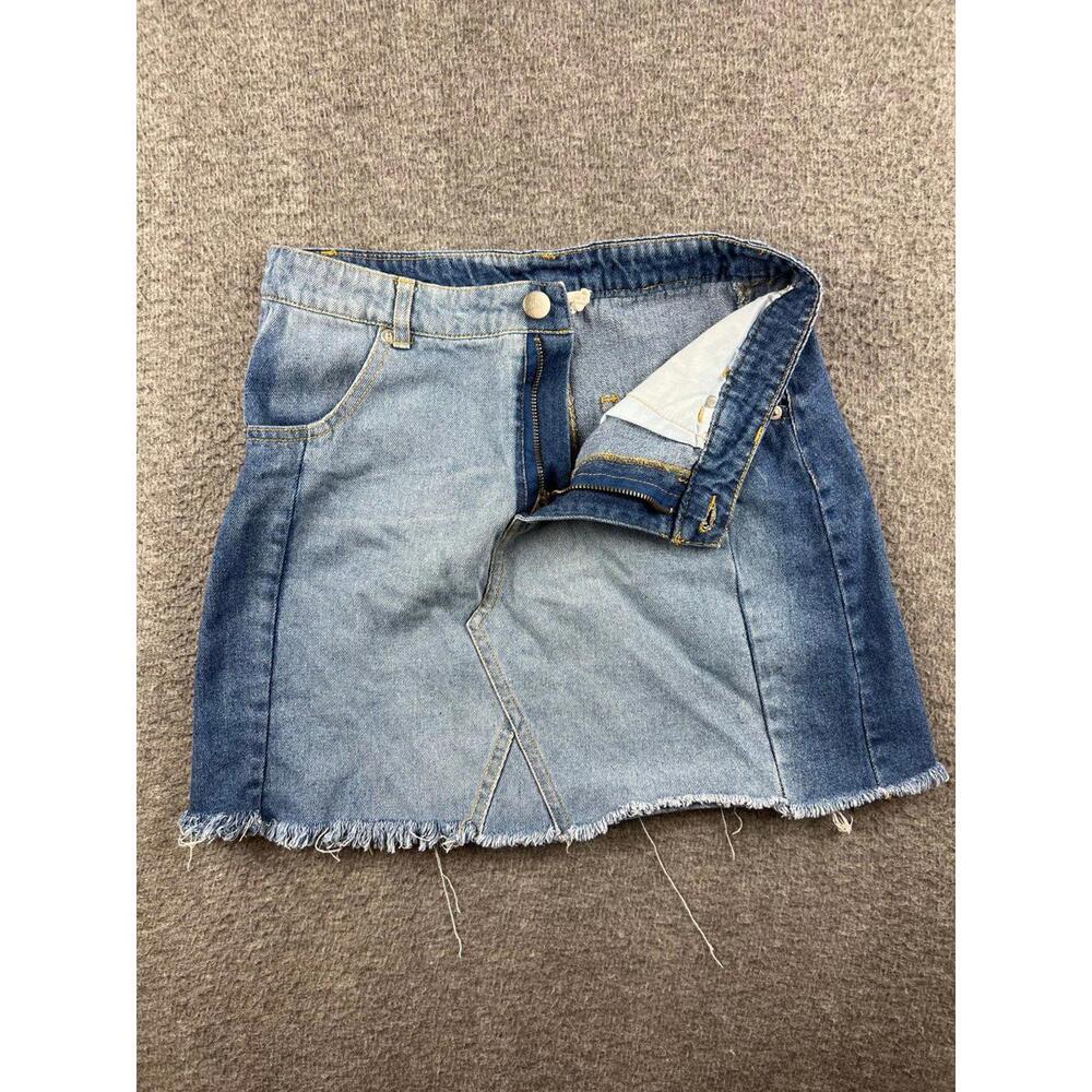 Altar'd State Two-Tone Denim Mini Skirt with Frayed‎ Hem Size Small - Picture 2 of 6